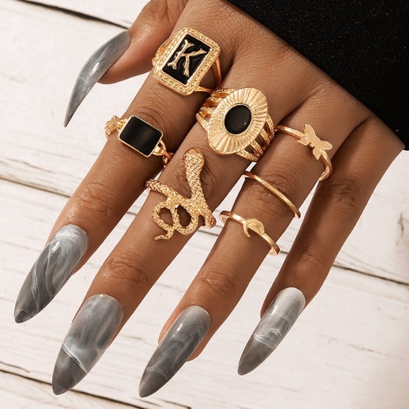 **EZLYNN* 7-Pc Gold x Black Snake Unique Fashion Ring Set - Picture 2 of 5